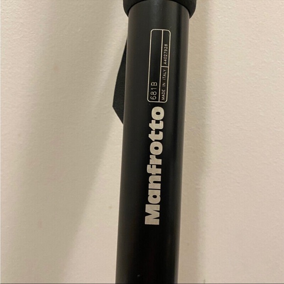 Manfrotto 681B Monopod With 234RC Swivel/Tilt Head - Picture 3 of 5